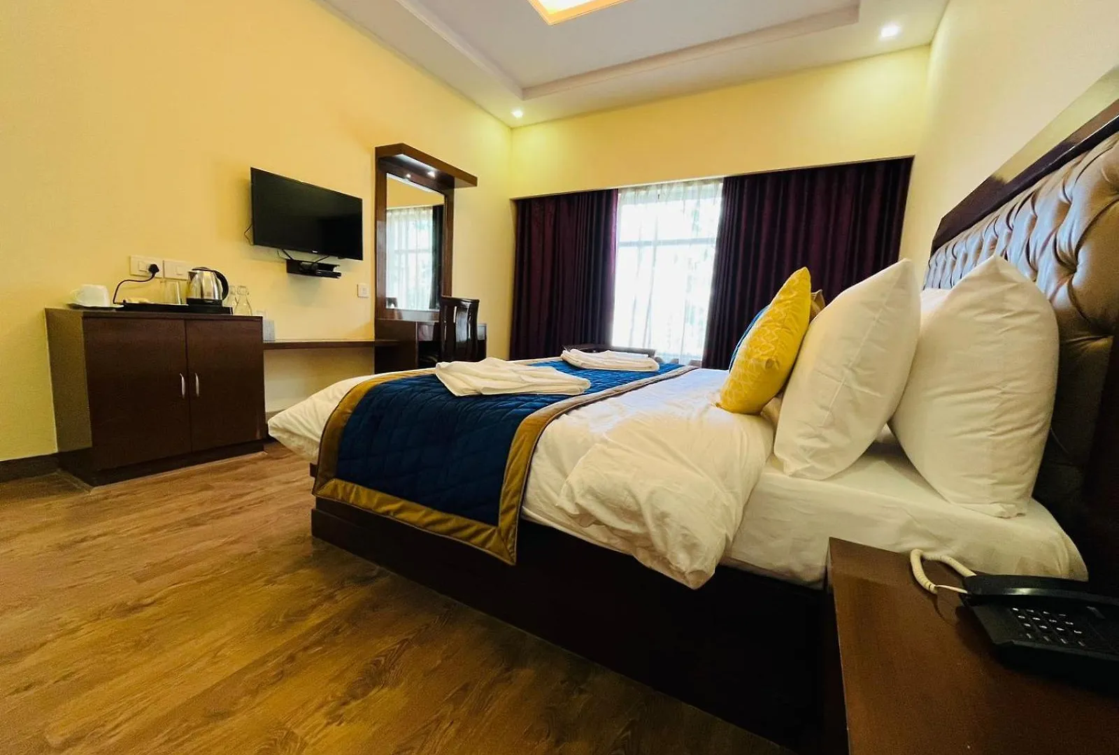 Hotel The Ashoka Inn 300Mts Walkable From Mall Road Shimla