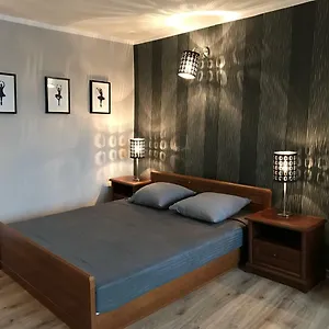 https://jumi-apartments.krakowhotelspoland.com